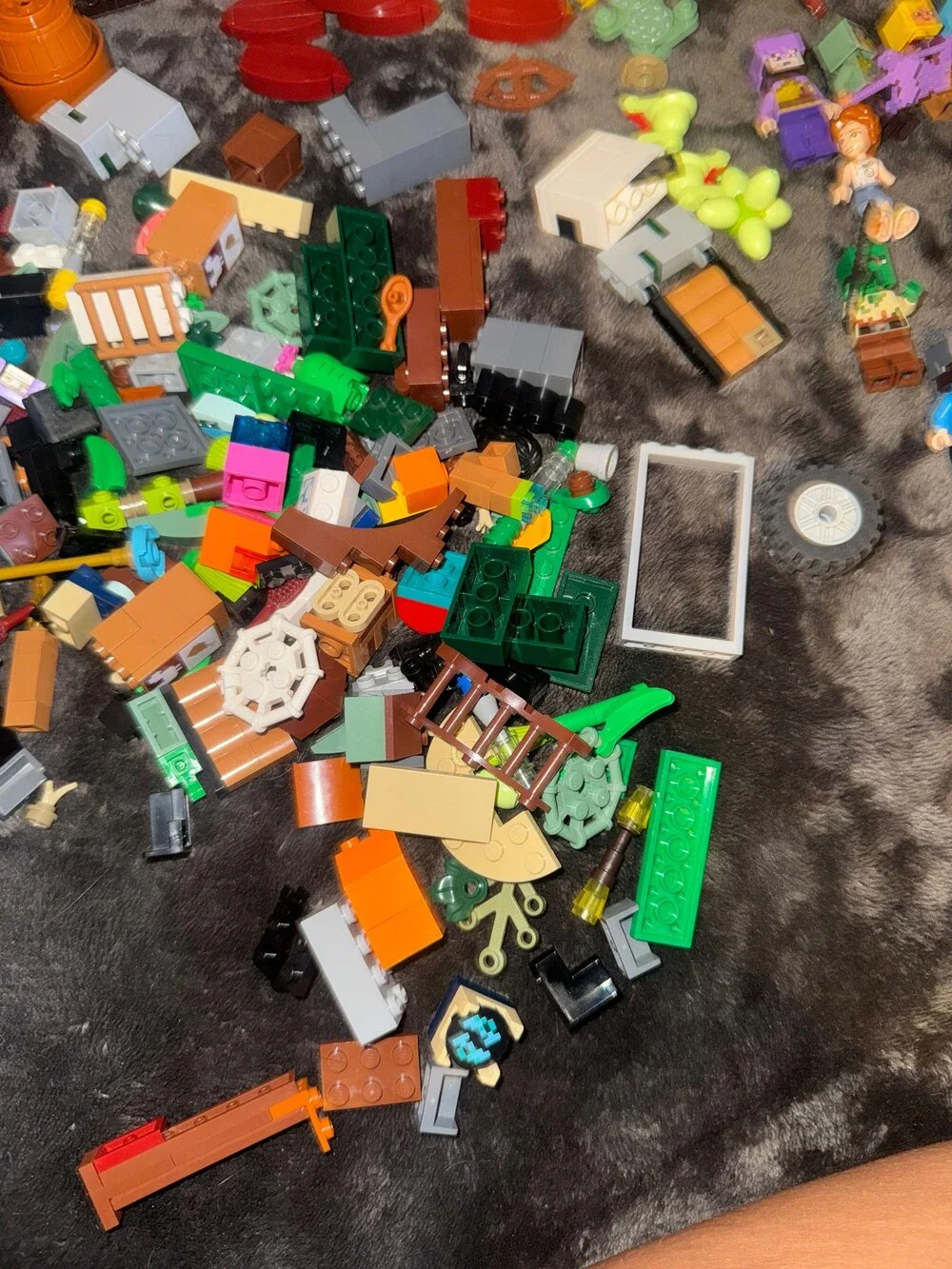 LEGO Loose Pieces and Minifigures Mixed Set 3 pounds